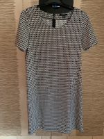 Esmara Kleid Gr. 36 schwarz/weiß Kurzarm Nordrhein-Westfalen - Brühl Vorschau