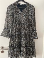 Kleid blumen pigalle 36 only vero moda s Hessen - Lich Vorschau