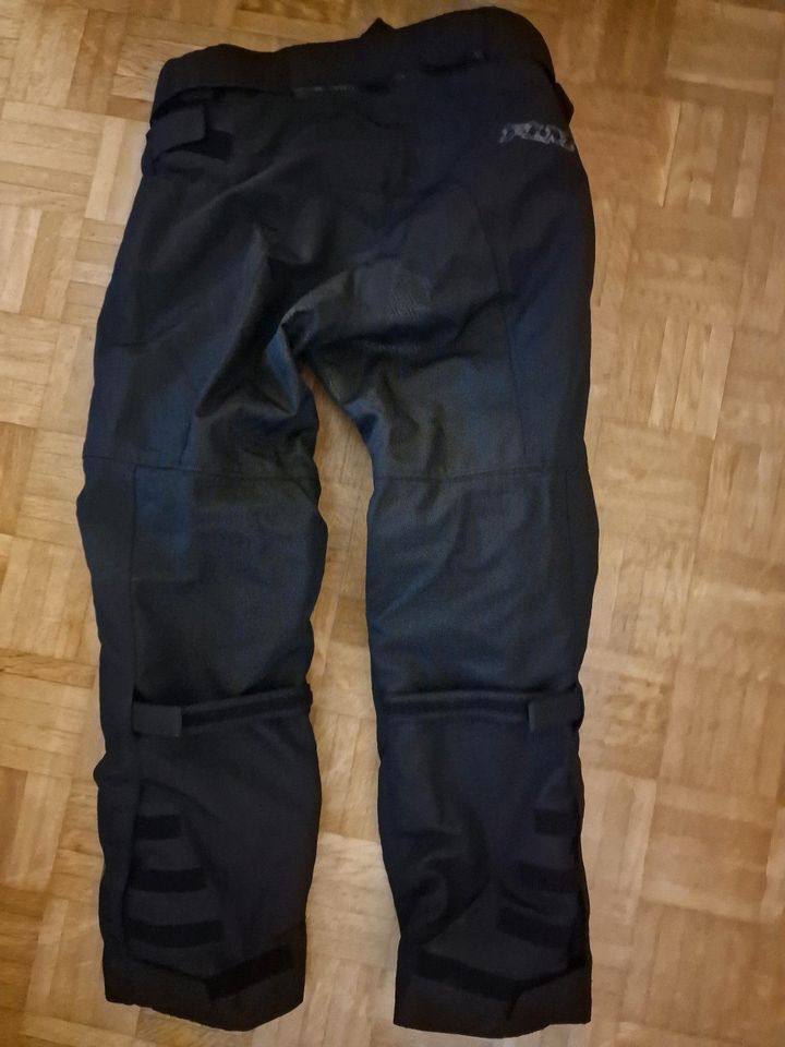 FLM Motorradhose Damen Größe S kurz *neu* in Tönning