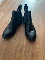 Schwarze Damenboots 39 Köln - Köln Buchheim Vorschau