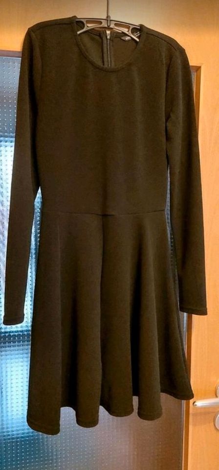 Kleid Shein schwarz Größe XS ungetragen in Moosburg a.d. Isar