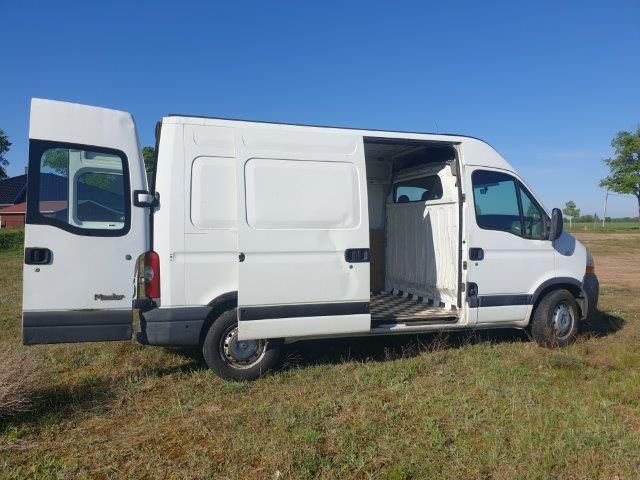 Transporter Renault, zu verkaufen, TÜV und AU 03.2026 in Zehdenick