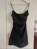 Kleid mit cut out am Bauch von Zara Duisburg - Duisburg-Mitte Vorschau