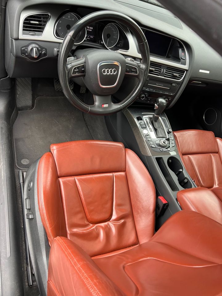 Audi S5 V8 in Schönberg