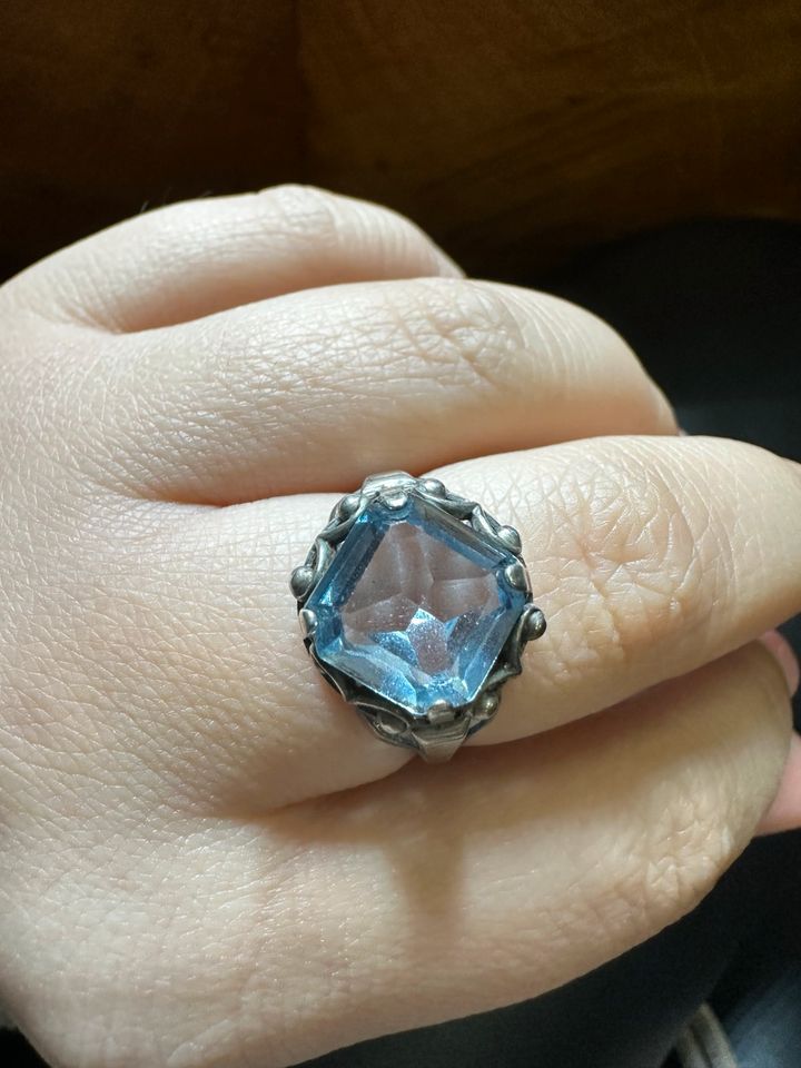 Jugendstil Ring mit blauen Topas Silber 835 in Berlin