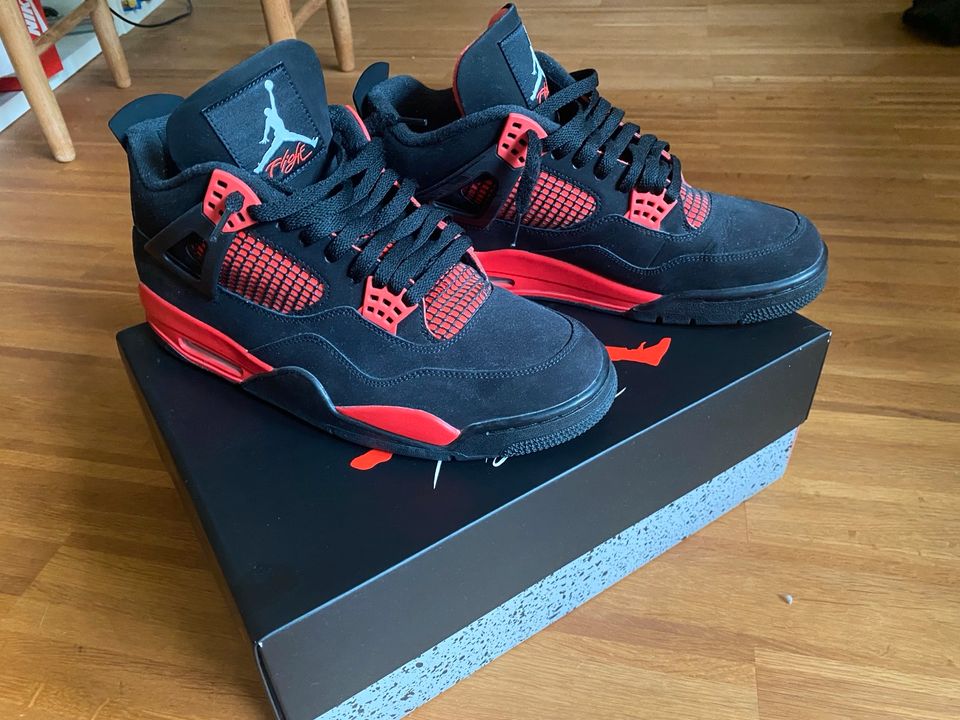 Air Jordan 4 Red Thunder Größe 46 in Reichenbach an der Fils