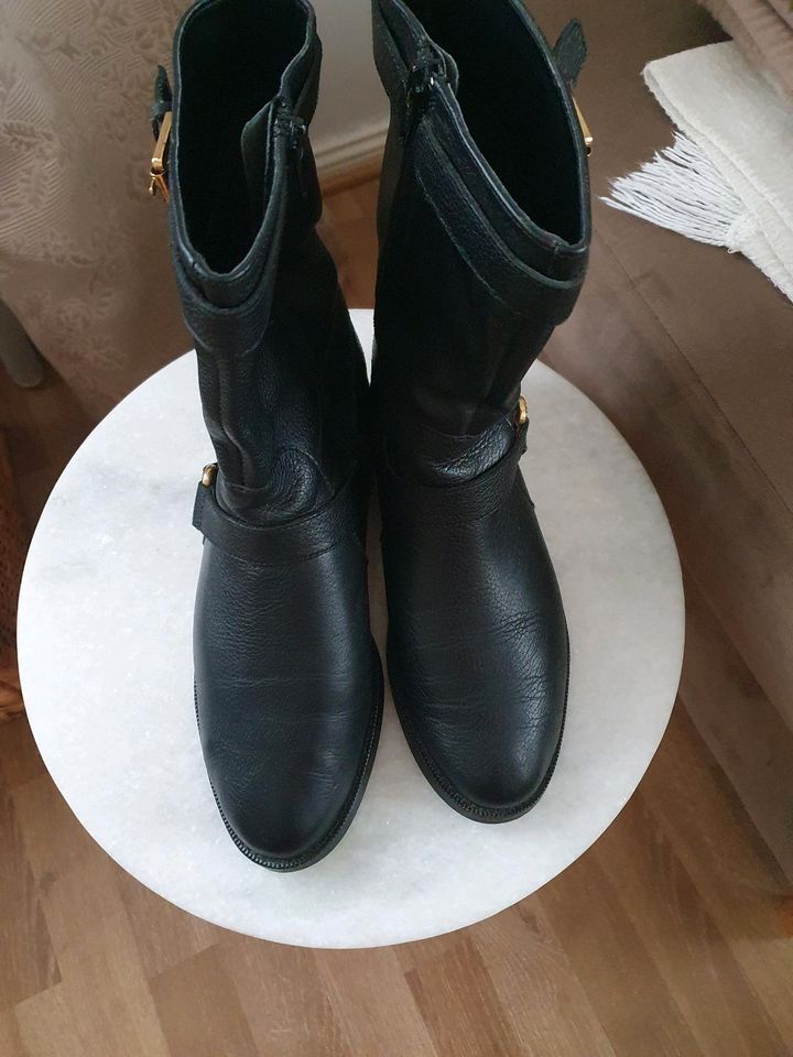 Ralph Lauren Stiefeletten, Gr. 36, Echtleder, schwarz/gold in Berlin