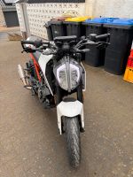 KTM Duke 125 Motorrad Leichtkraftrad Moped Mokick Nordrhein-Westfalen - Euskirchen Vorschau