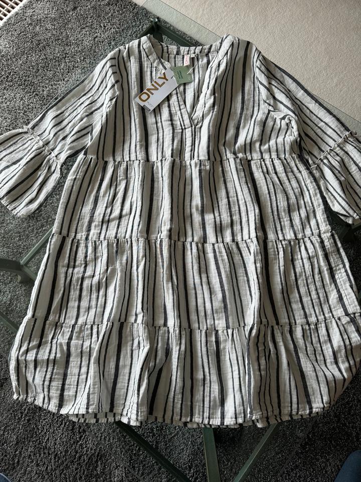 Kleid S ONLY blue denim NP 39,99€ NEU mit Etikett in Bielefeld