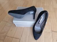 Tamaris High Heels – Größe 38 – Schwarz – Ungetragen Hessen - Offenbach Vorschau