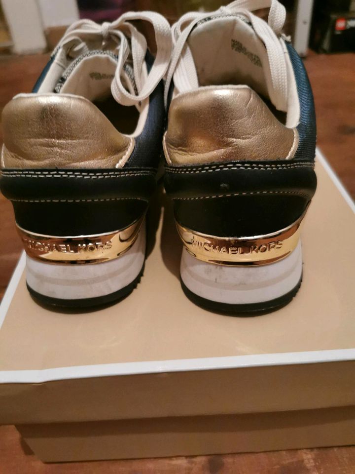 Sneaker Michael Kors gr. US 7,5 in Unterweißbach