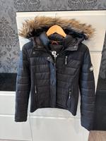 Superdry Jacke schwarz s Niedersachsen - Wietzendorf Vorschau