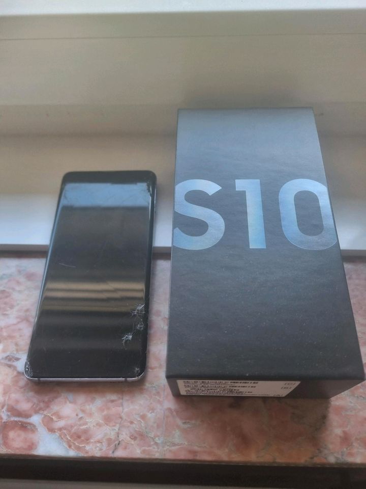 Samsung Galaxy S10 Duo 128 GB Prismarin Black Defekt in Bergneustadt