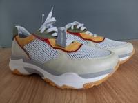 Neue Sneaker Marco Tozzi Damen Sneaker Schuhe Gr 39 Bayern - Schwabach Vorschau