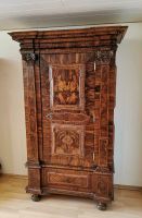 Frankfurter Pilaster Schrank Barock eintürig Nuss Querfurniert Hessen - Ehringshausen Vorschau