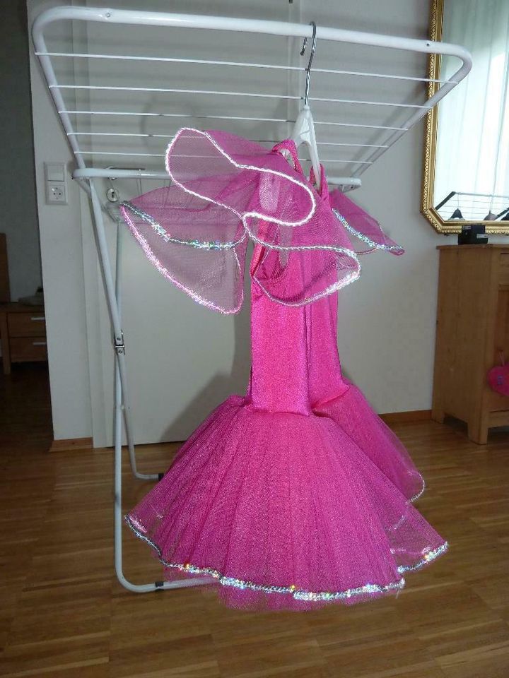 Ballett Kostüm Schmetterling Kleid Tutu pink Glitzer ca. 104/110 in Bad Krozingen