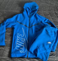 Nike-Tech Fleece Anzug /dunkelblau Hessen - Erbach Vorschau