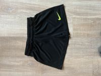 Sportshort Gr. 122-128 Nordrhein-Westfalen - Sundern (Sauerland) Vorschau