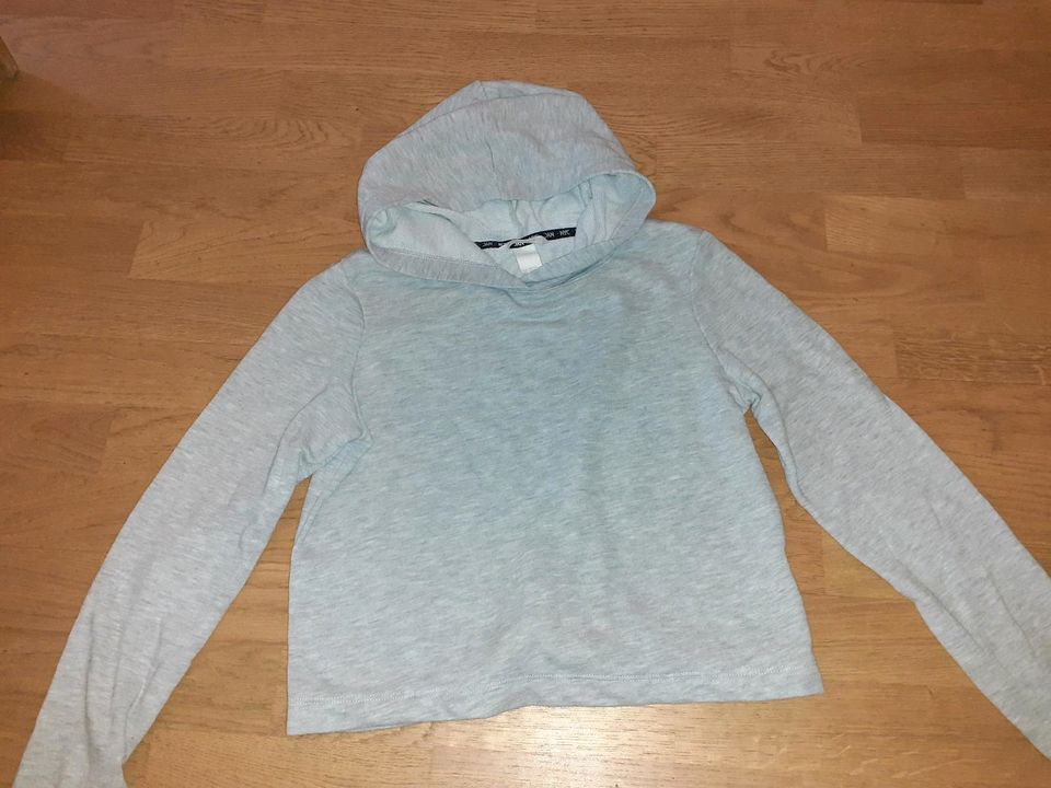 Hoodie Pullover 146/152 Mädchen adidas*Converse*H&M in Düsseldorf