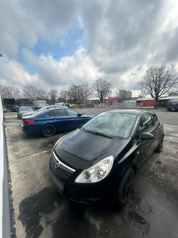 Opel Corsa D 2009 schwarz in Frankfurt am Main