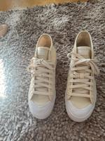 Adidas Nizza Schuhe, Grösse 39 Baden-Württemberg - Vaihingen an der Enz Vorschau