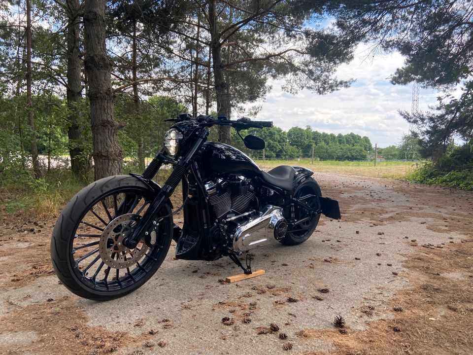 Harley-Davidson Breakout 114 in Muldestausee