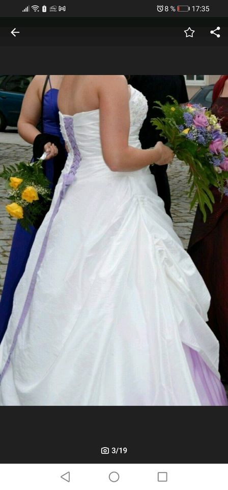 Hochzeitskleid, Brautkleid weiß, lila, flieder Gr 48 Magic Bride in Radeberg