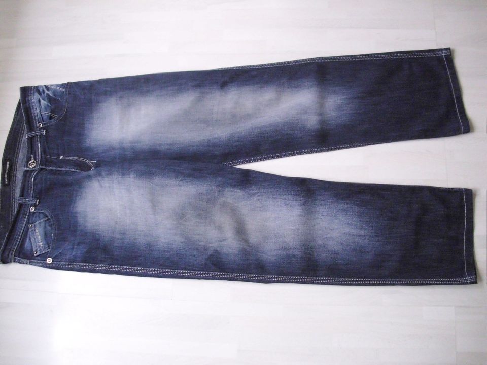 Emporio Armani Jeans Gr. 33 in Saarbrücken