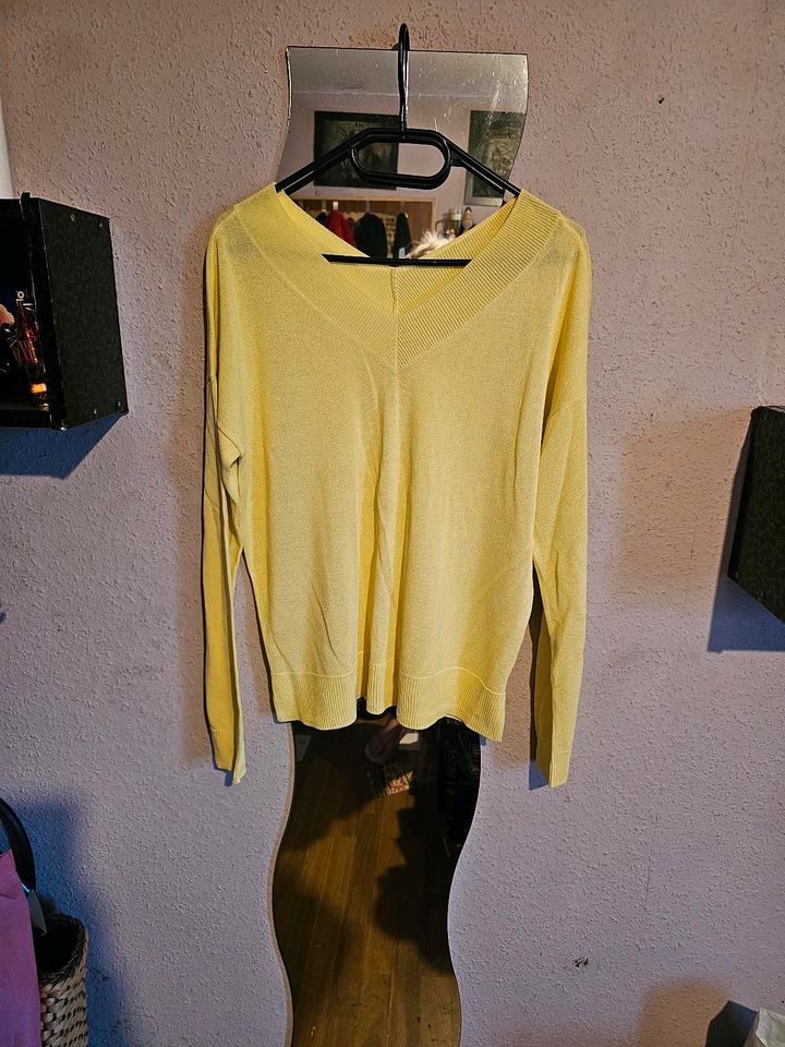 Neuer Damen Neon Pullover Größe 44 in Bochum