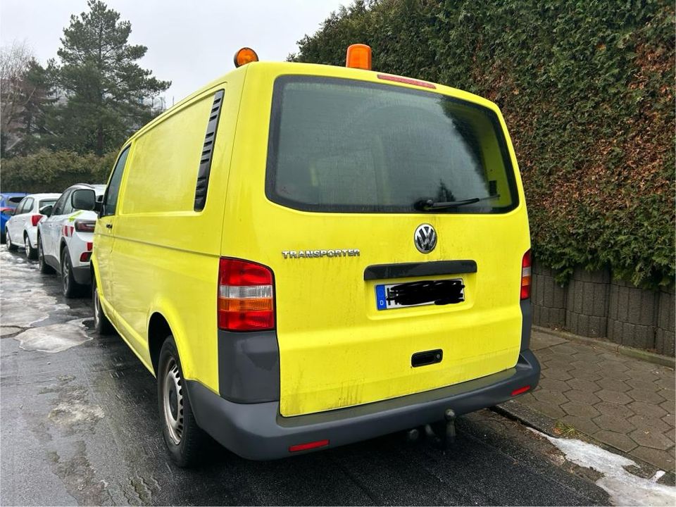 Volkswagen T5 Transporter Kasten-Kombi Benzin / Erdgas in Oststeinbek