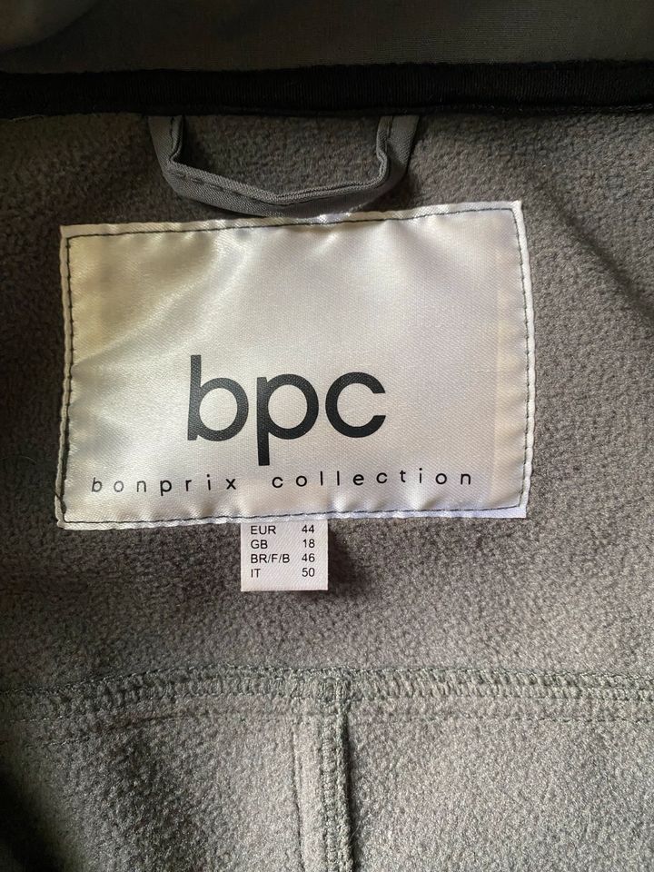 BPC Bonprix Softshell Jacke Parka Mantel Outdoor in Frankfurt am Main