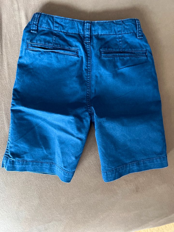 GAP Shorts blau 128 in Oberstaufen