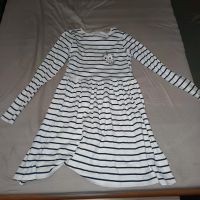 Langarm Kleid 134 gestreift Pulloverkleid Nordrhein-Westfalen - Menden Vorschau