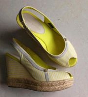 Neuw. Tommy Hilfiger Wedges Gr. 40  (inkl. Versand) Niedersachsen - Hodenhagen Vorschau