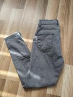 Graue Jeans Highwaist Petite Mecklenburg-Vorpommern - Greifswald Vorschau