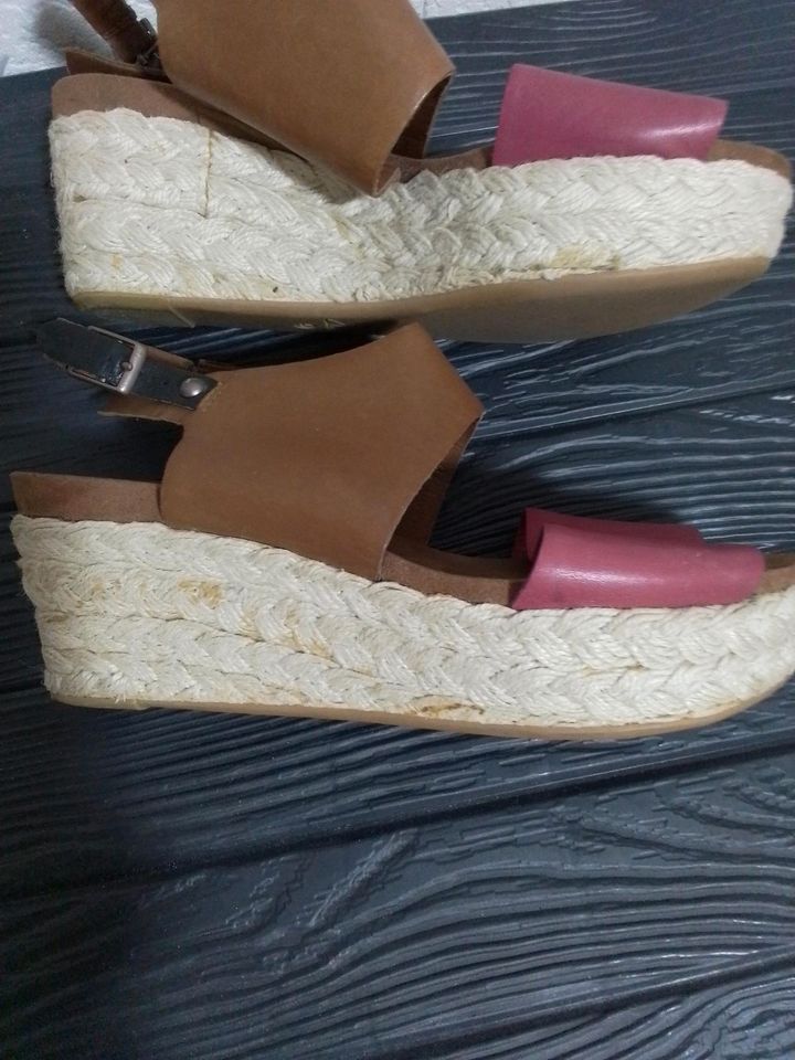 Clarks Keilsandalen 38 braun pink Damen in Duisburg