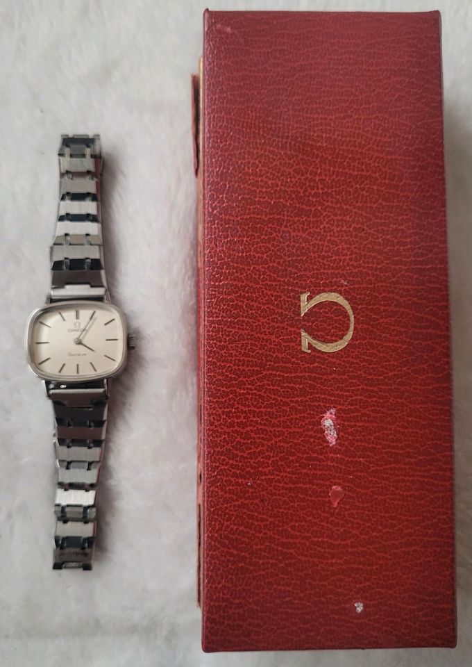 Original Omega Damenambanduhr Vintage in Berlin