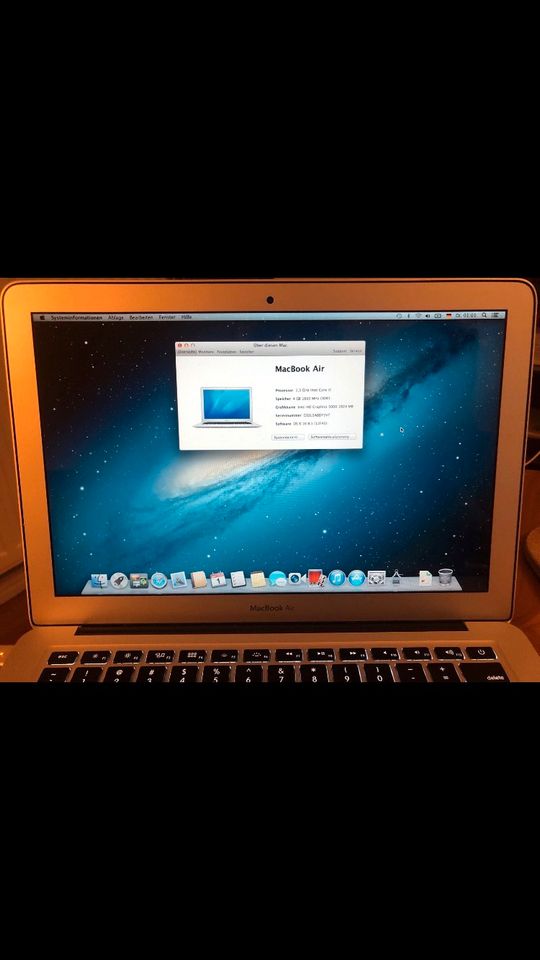 Apple MacBook Air Intel Core i5 1,3 GHz 4 GB 128 GB SSD in Berlin