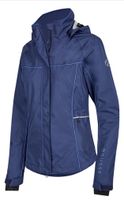 %% Busse Regenjacke,Reitjacke Zirrus Wassersäule 5000,Preishit wegen Modellwechsel wasserdicht, atmungsaktiv,Kapuze abnehmbar, elastisher Tunnelzug, navy,rot, diva blue XS,S,M, 36,38,40 Neuware Nordrhein-Westfalen - Kempen Vorschau