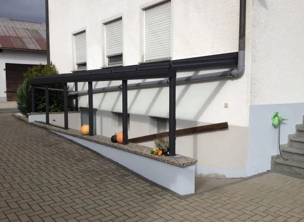 Kellerabgang Überdachung / Treppen Überdachung mit Montage in Eberswalde