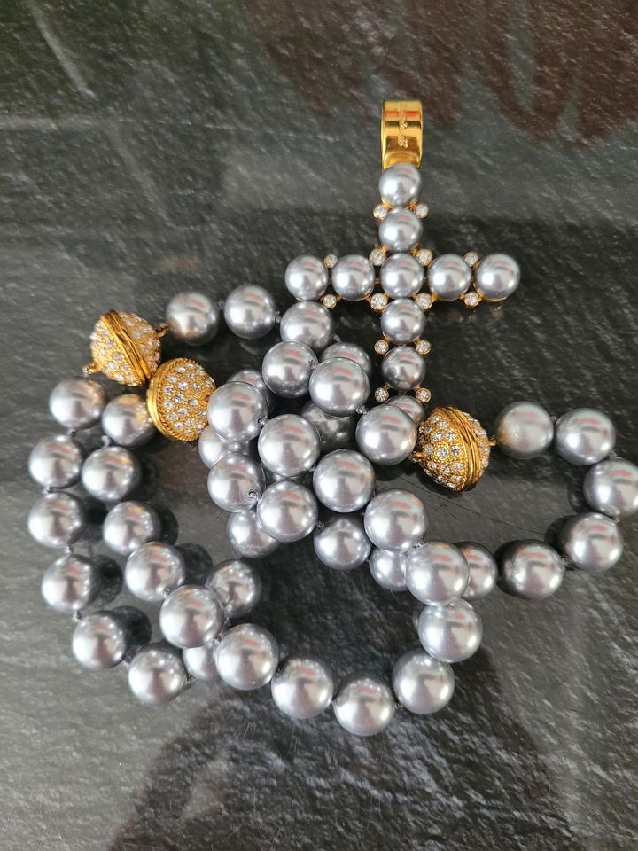 Modeschmuck Kreuz Perlen Kombi in Bergkamen