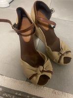 Tommy Hilfiger Sommersandalen Riemchensandalen Gr. 39 Nordrhein-Westfalen - Dinslaken Vorschau