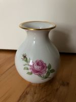 Vase Alt Fürstenberg Rote Rose Höhe 10 cm Top-Zustand Frankfurt am Main - Bockenheim Vorschau