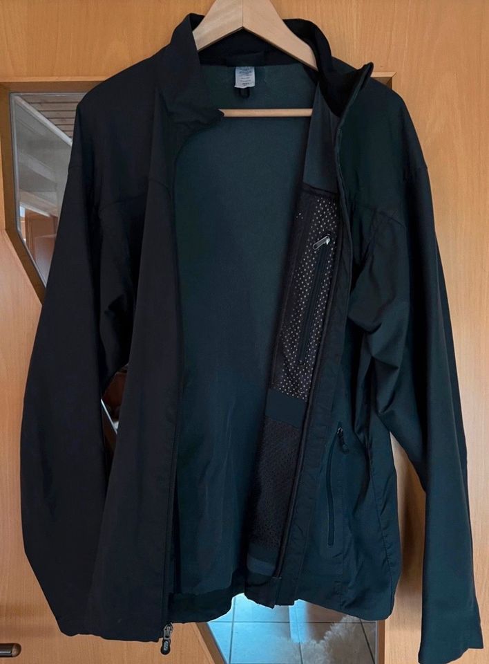 Jacke Patagonia Softshell / Engelbert Strauss in Wolfhagen 