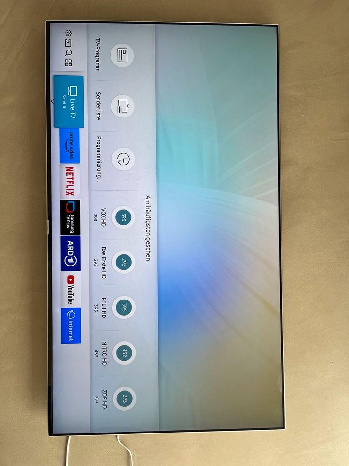 Samsung UHD 4K Smart TV - UE55 MU8009 in Niefern-Öschelbronn