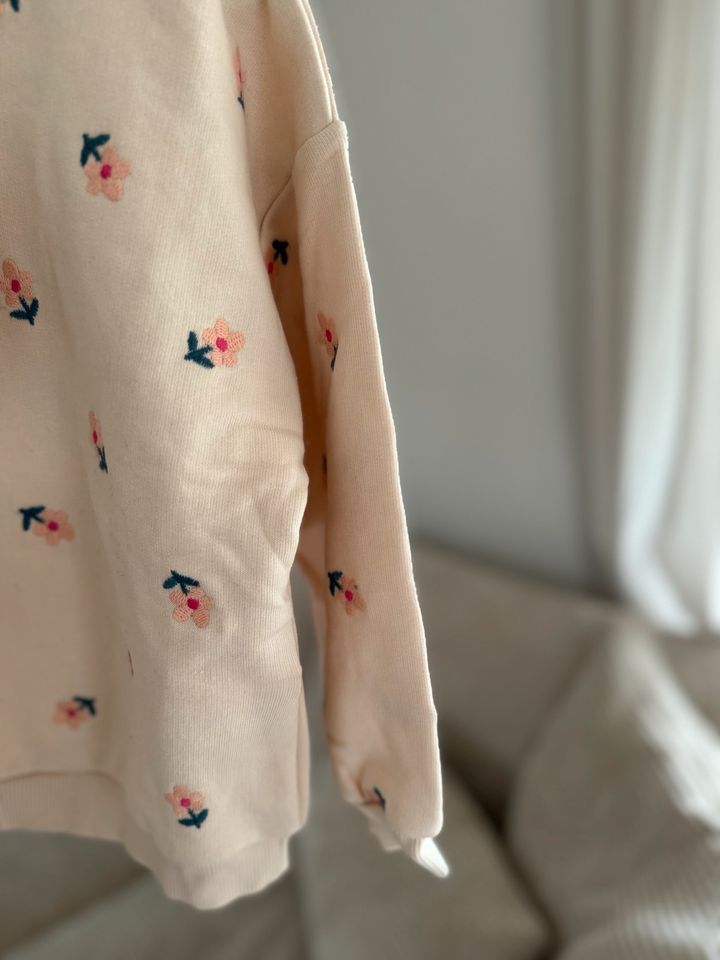 Zara 116 Pullover Sweatshirt KongesSløjd Lil‘Atelier Petit Cochon in Leinefelde