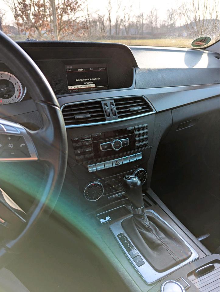 Mercedes C-Klasse 2012 | 156.000 km | TÜV bis 2026 | Sitzheizung in Leer (Ostfriesland)