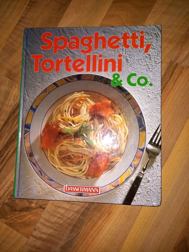 BUCH Spaghetti,  Tortellini bassermann in Ratingen