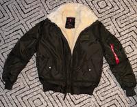 Alpha Industries Herren Jacke gefüttert NEU NEU NEU Niedersachsen - Delmenhorst Vorschau
