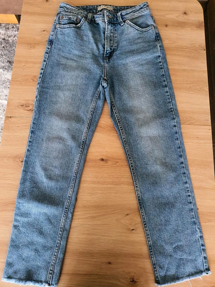 Jeanshosen Denim und Co Größe 38 Mum fit in Berlin